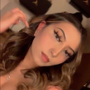 Meet your Posher, Jayleen